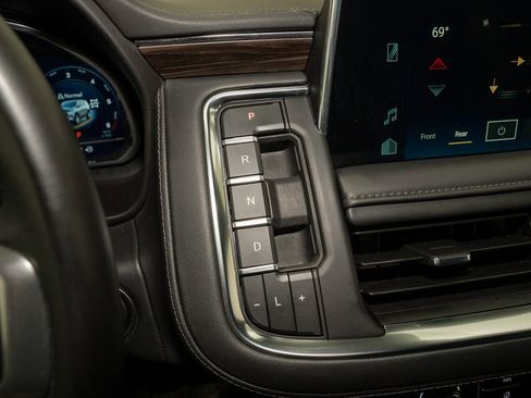 Used 2024 Chevrolet Tahoe LT image 18