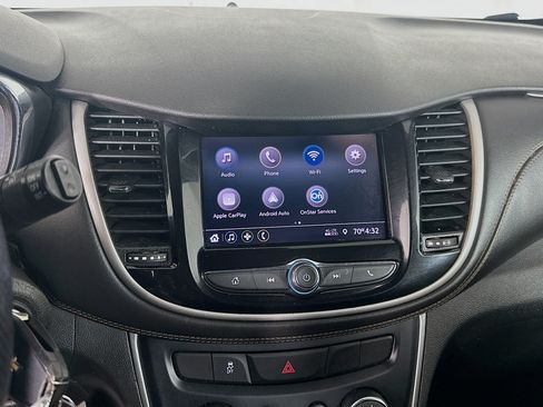 Used 2020 Chevrolet Trax LS FWD image 19