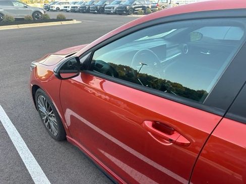 Used 2023 Kia Forte GT-Line w/ GT-Line Premium Package FWD image 8