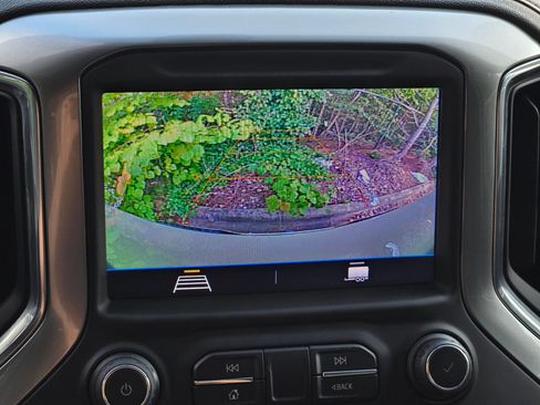 Used 2022 Chevrolet Silverado 1500 RST AWD/4WD image 30