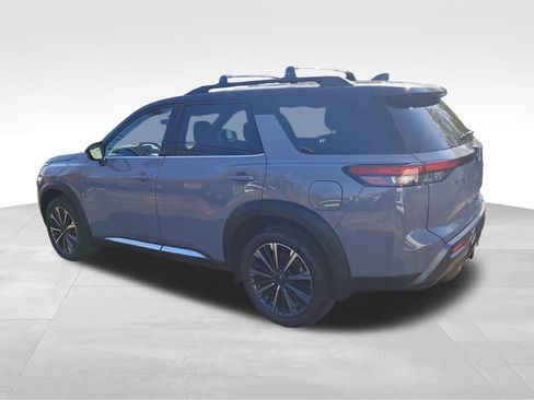 New 2026 Nissan Pathfinder Platinum AWD/4WD image 3