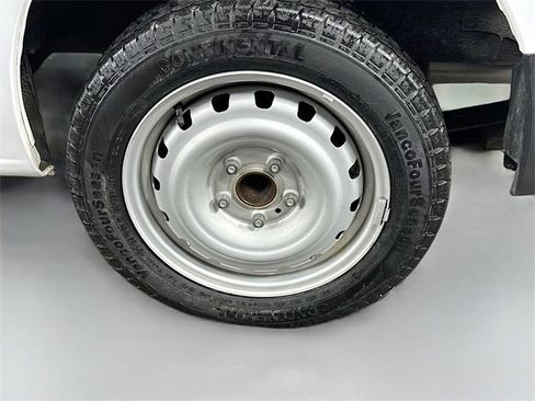 Used 2019 Nissan NV200 S image 26