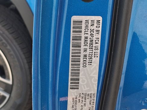 New 2026 Jeep Cherokee Laredo AWD/4WD image 21