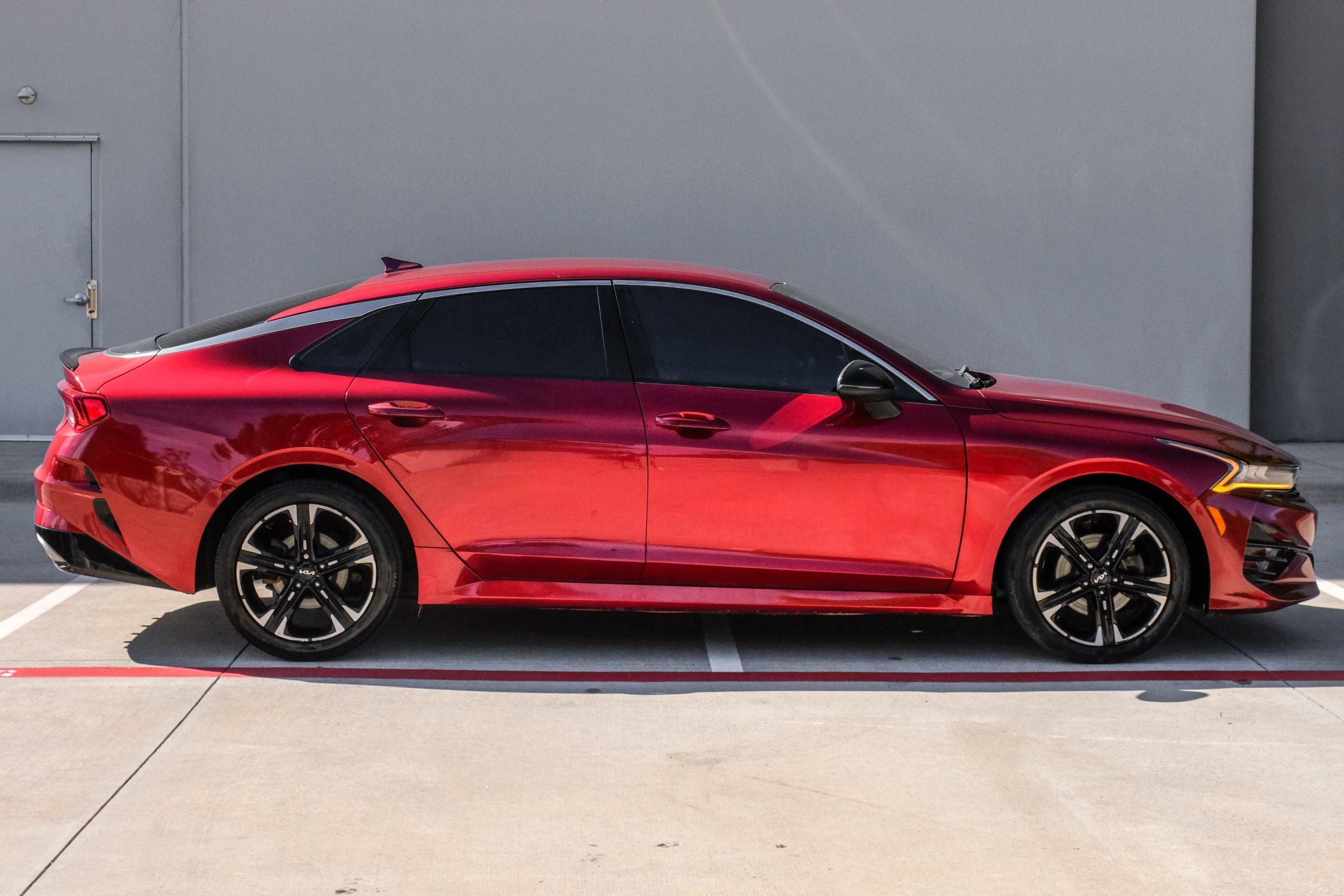 Used 2022 Kia K5 GT-Line AWD/4WD image 8