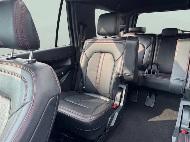 Used 2023 Ford Expedition Limited AWD/4WD image 16