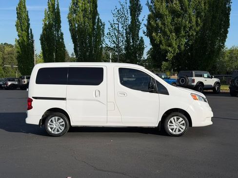 Used 2021 Nissan NV200 SV w/ Back Door Glass Package FWD image 2