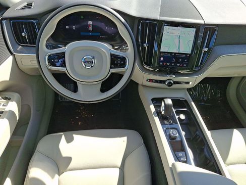 Certified 2023 Volvo XC60 B5 Plus w/ Climate Package AWD/4WD image 12