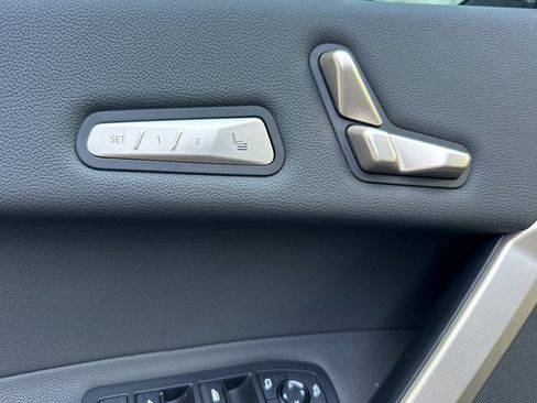 Certified 2024 BMW iX xDrive50 w/ Premium Package AWD/4WD image 14