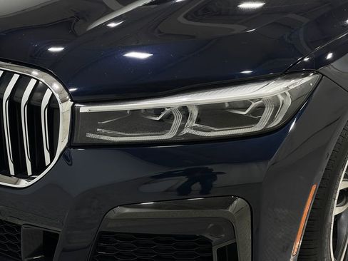 Used 2021 BMW 750i xDrive w/ Executive Package image 34