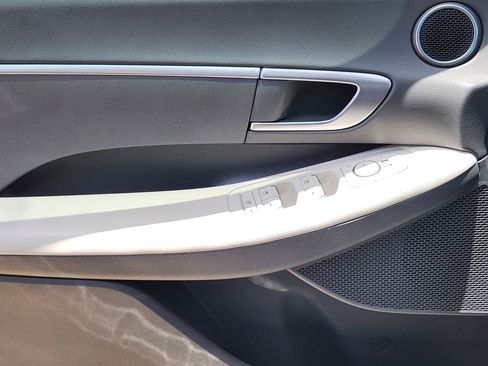 Certified 2025 Hyundai Sonata SE FWD image 22