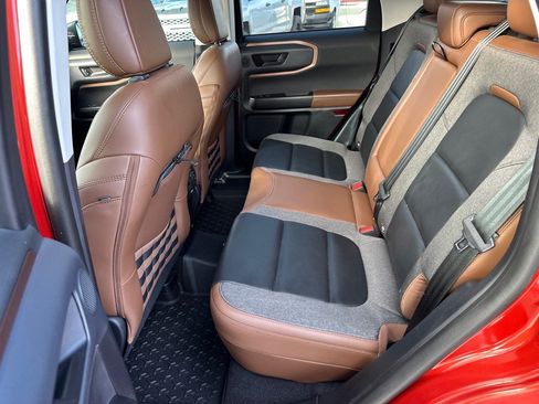 Used 2022 Ford Bronco Sport Outer Banks w/ Tech Package AWD/4WD image 17