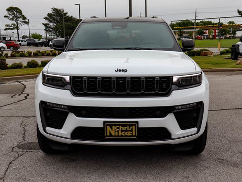 New 2026 Jeep Grand Cherokee L Summit w/ Obsidian Package AWD/4WD image 3