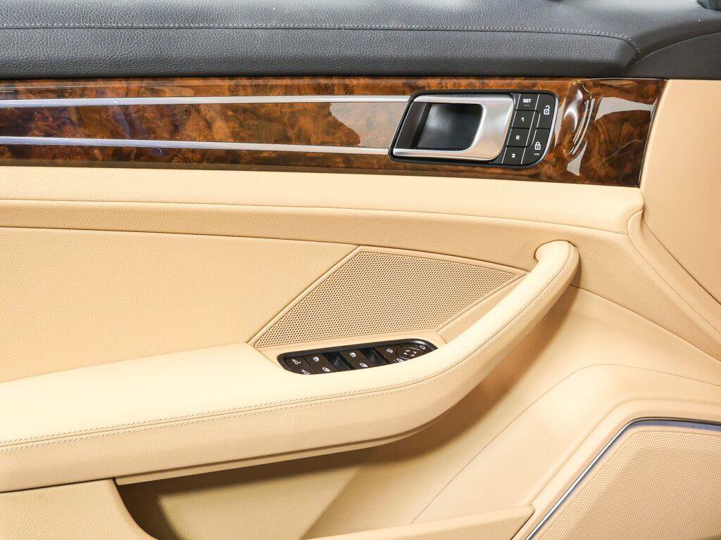 Certified 2023 Porsche Panamera Platinum Edition RWD image 6