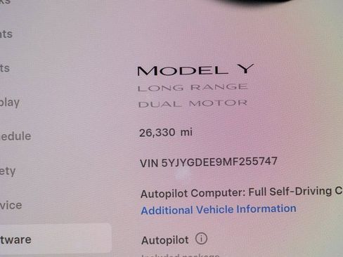 Used 2021 Tesla Model Y Long Range image 34