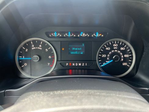 Used 2017 Ford F150 XLT AWD/4WD image 21