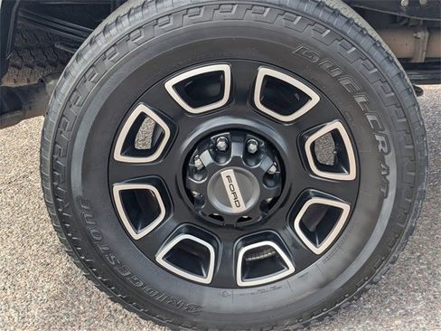 Used 2024 Ford F350 Platinum image 10