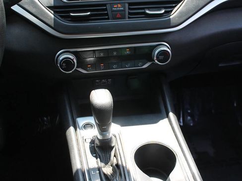 Used 2022 Nissan Altima 2.5 SV FWD image 28