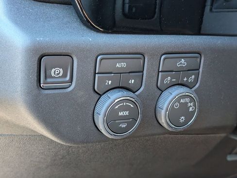 New 2026 Chevrolet Silverado 1500 LT w/ All Star Edition Plus image 19