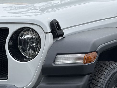 Used 2023 Jeep Wrangler Unlimited Sport AWD/4WD image 5