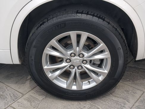 Used 2024 Cadillac XT6 Luxury AWD/4WD image 30