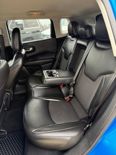 Used 2019 Jeep Compass Latitude AWD/4WD image 20