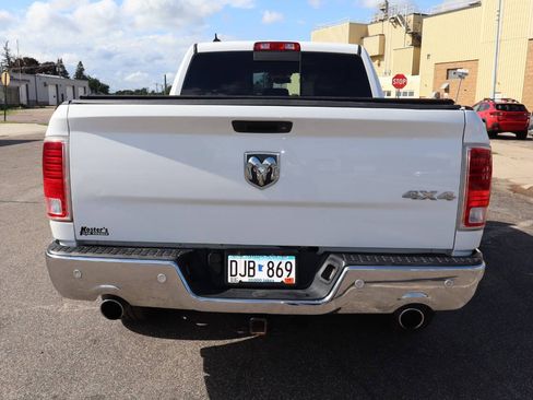 Used 2016 RAM 1500 Laramie w/ Convenience Group AWD/4WD image 10