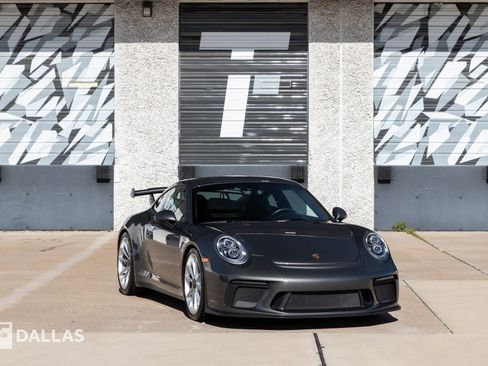 Used 2019 Porsche 911 GT3 image 1