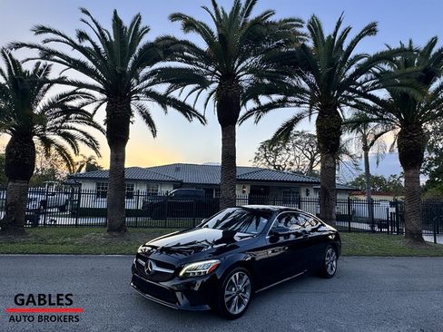 Used 2019 Mercedes-Benz C 300 Coupe image 2