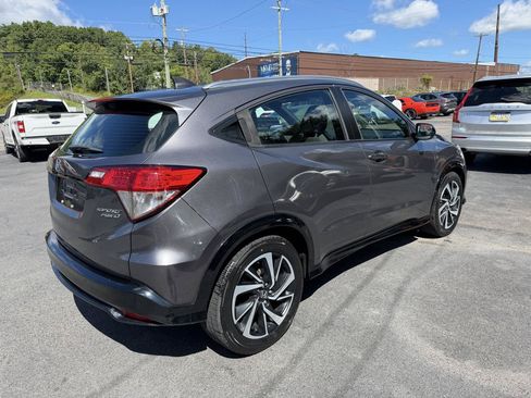 Used 2019 Honda HR-V Sport image 5