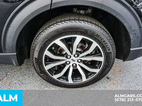 Used 2025 Ford Explorer ST-Line AWD/4WD image 16