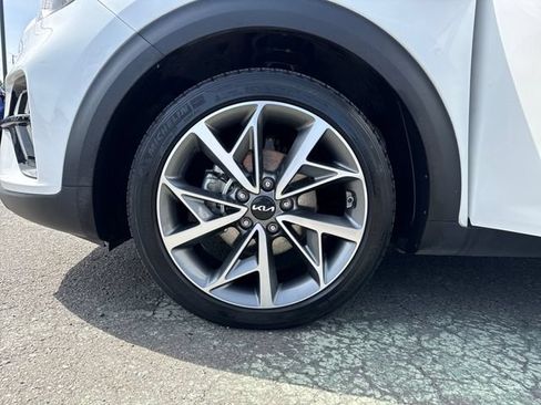 Used 2022 Kia Niro Touring Special Edition FWD image 28