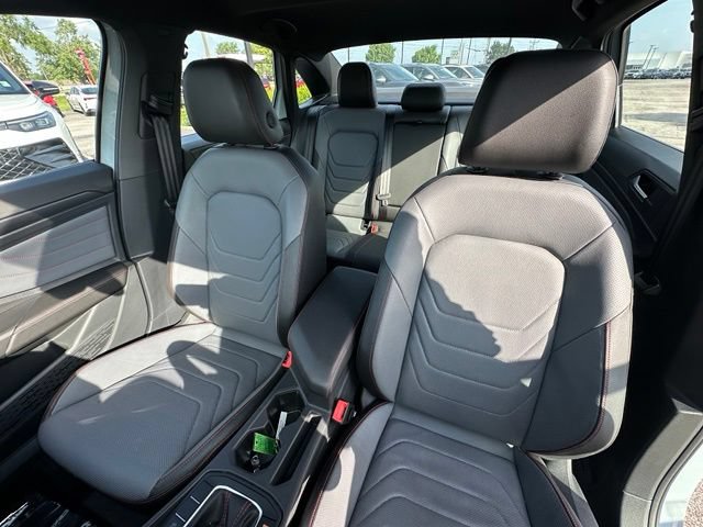 Used 2025 Volkswagen Jetta GLI Autobahn FWD image 27