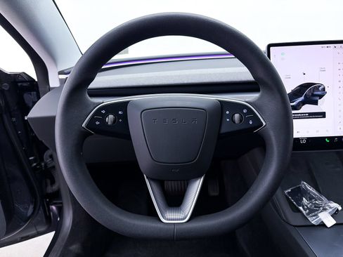 Used 2024 Tesla Model 3 Standard Range RWD image 25