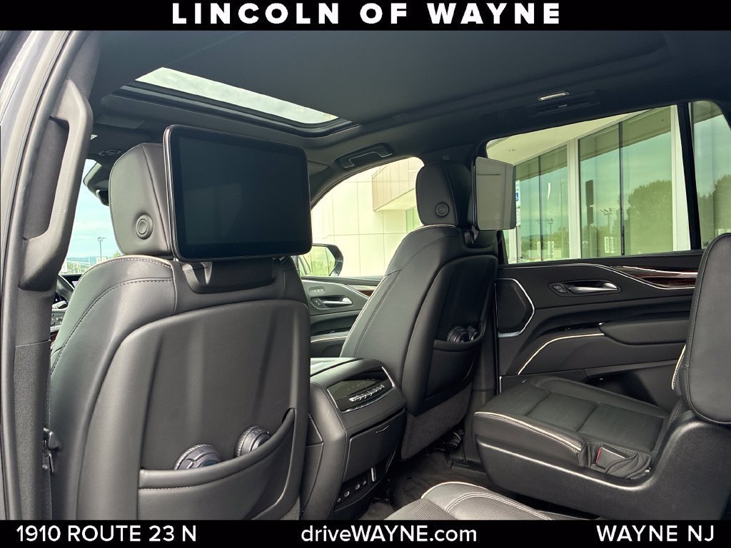 Used 2023 Cadillac Escalade Premium Luxury w/ LPO, Floor Liner Package AWD/4WD image 24
