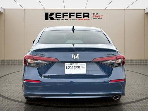 Used 2026 Honda Civic Sport image 4