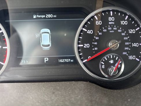 Used 2022 Kia Telluride SX w/ SX Prestige Package image 9