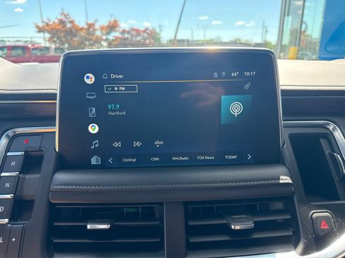 Used 2022 Chevrolet Tahoe LT w/ Luxury Package AWD/4WD image 27
