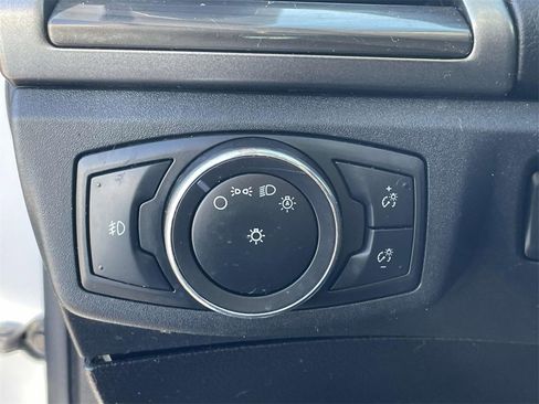 Used 2020 Ford Fusion SEL image 25