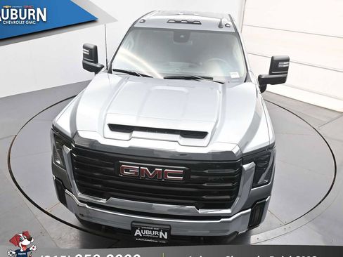 Used 2024 GMC Sierra 3500 Pro AWD/4WD image 27