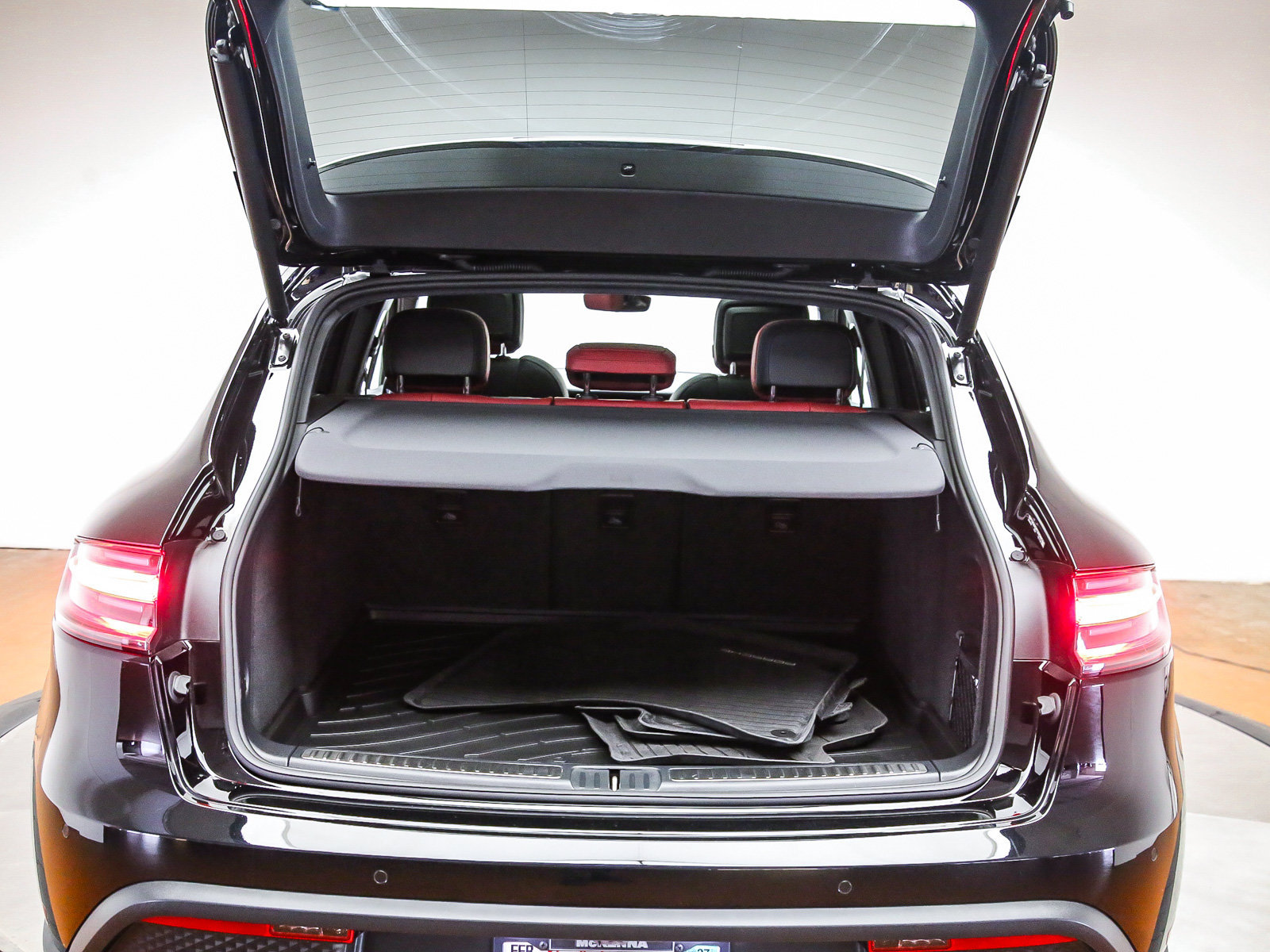 Certified 2026 Porsche Macan S AWD/4WD image 31