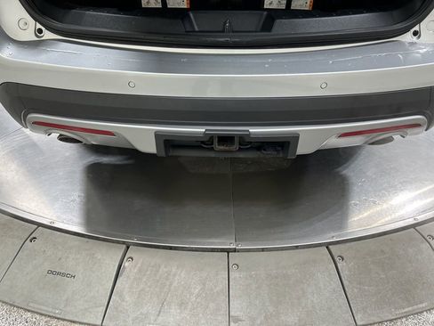 Certified 2017 Ford Explorer XLT w/ Equipment Group 202A image 30