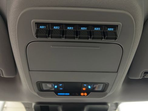 New 2026 Ford F250 XL w/ XL Chrome Package image 21