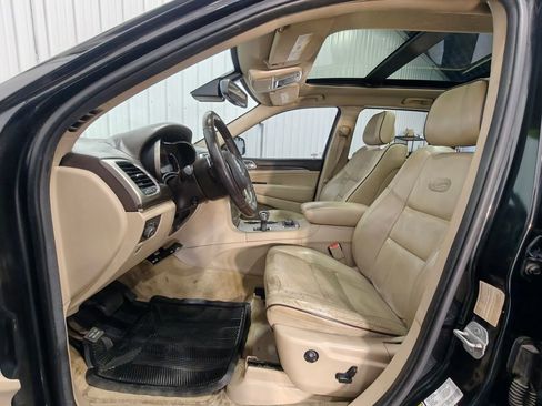 Used 2014 Jeep Grand Cherokee Overland AWD/4WD image 27