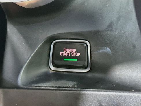 Used 2020 Chevrolet Camaro LT RWD image 19