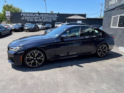 Used 2022 BMW 530i w/ M Sport Package RWD image 14