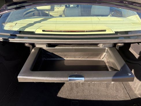 Used 2016 Mercedes-Benz E 350 E350 Sport 4MATIC Sedan image 22