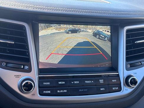 Used 2016 Hyundai Tucson Limited w/ Option Group 03 image 18