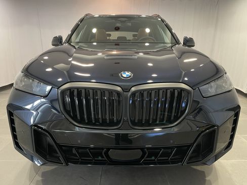 New 2026 BMW X5 xDrive40i w/ M Sport Package AWD/4WD image 2