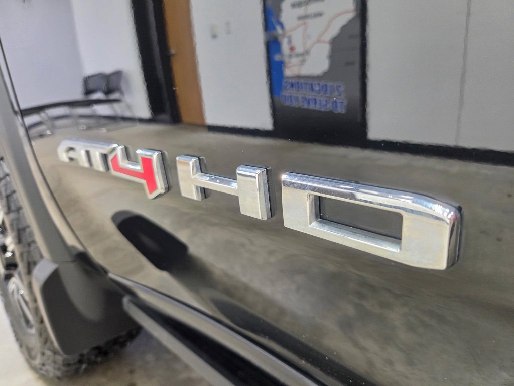 Used 2023 GMC Sierra 2500 AT4 w/ AT4 Premium Plus Package AWD/4WD image 33