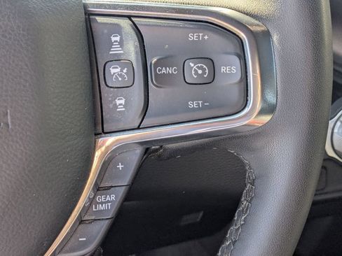 Used 2025 RAM 1500 Laramie AWD/4WD image 18